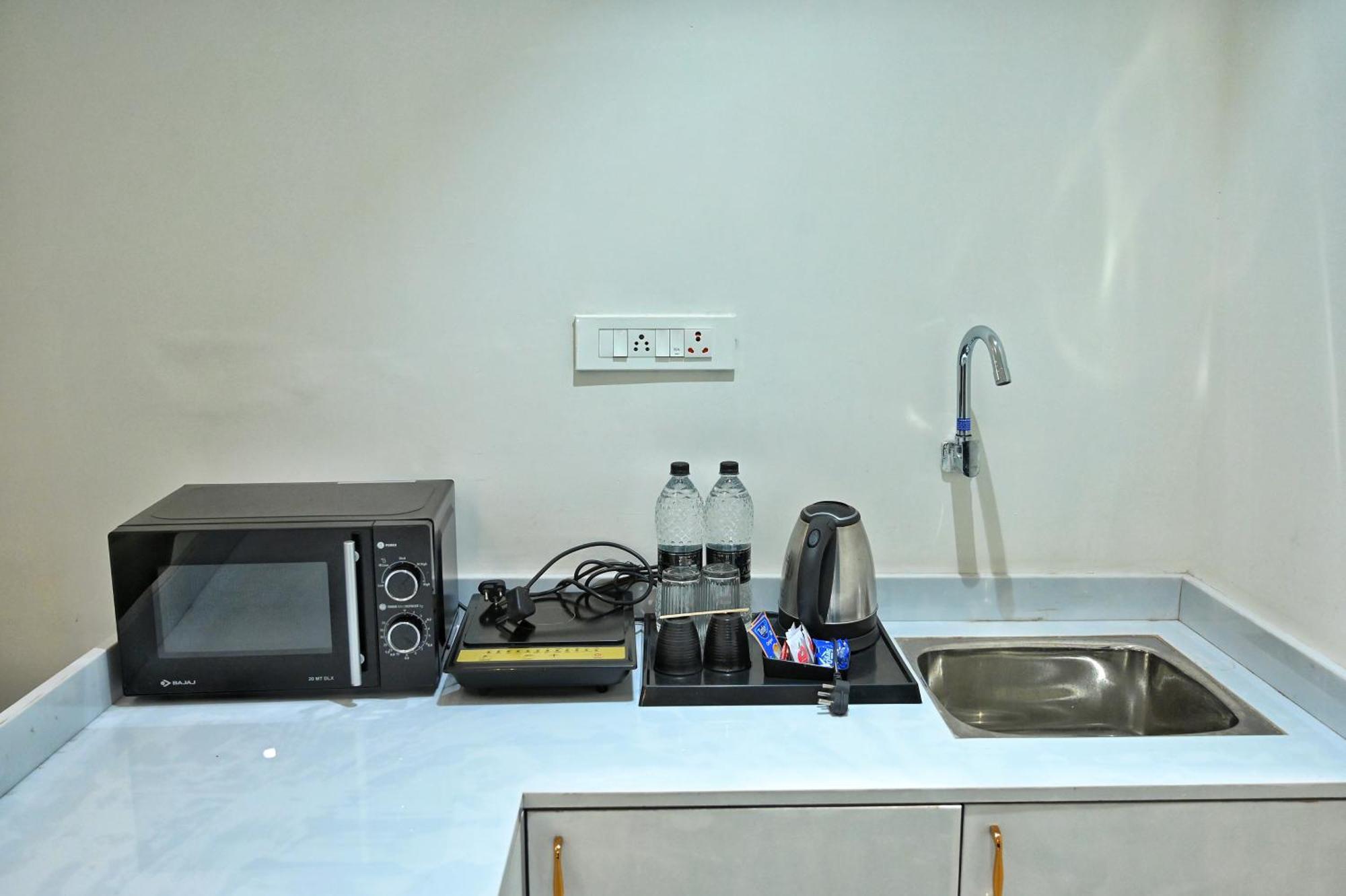 The One Hotel Nashik Esterno foto